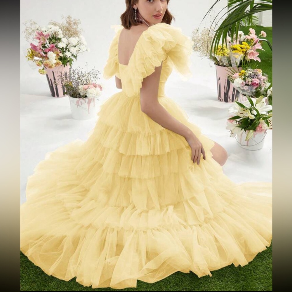 RUFFLE YELLOW DRESS!💛
